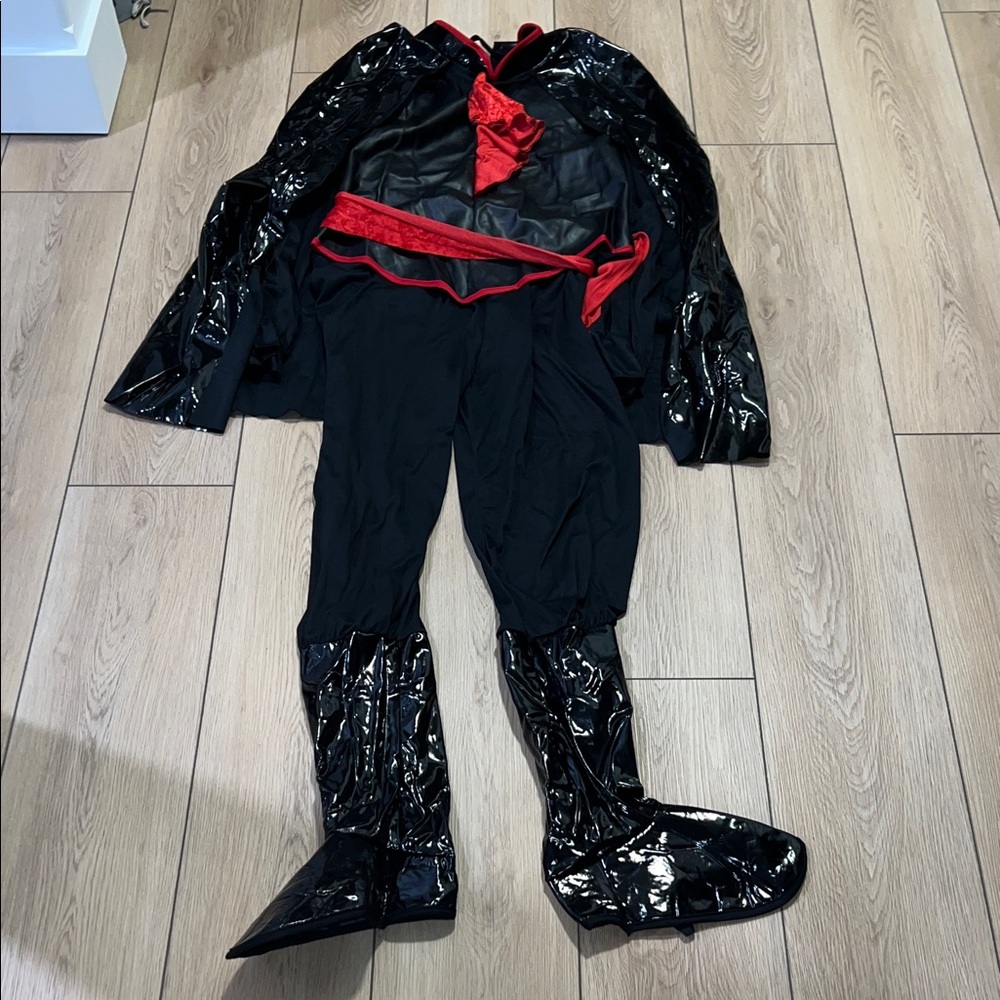 EUC - Rubie's El Bandido Deluxe Adult Costume - Black and Red - Picture 5 of 16